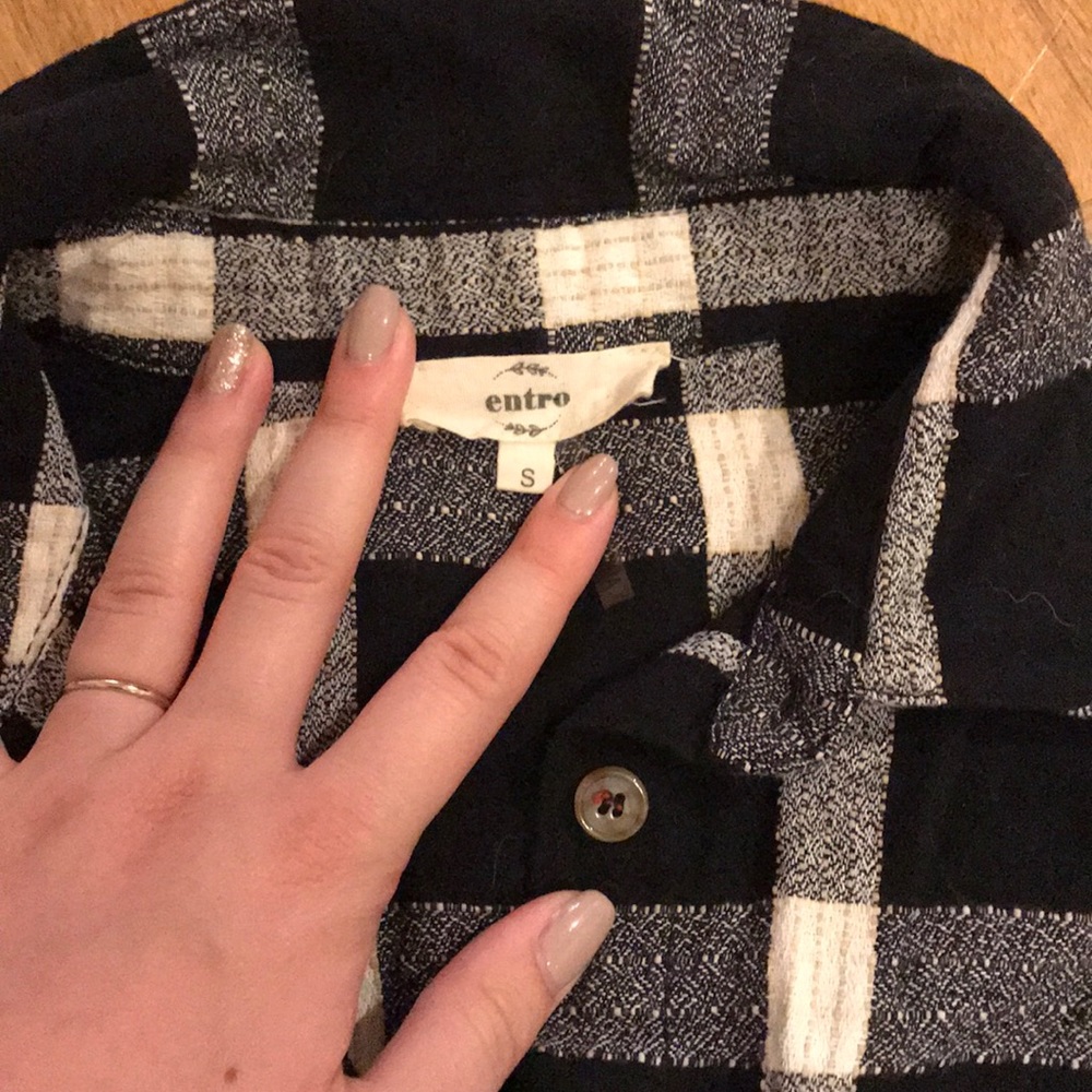 🍁 Button-up collared top - Picture 2 of 6